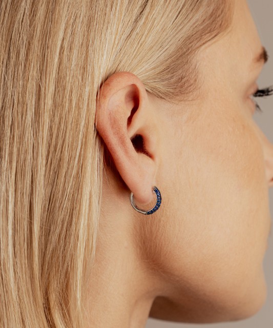 Sidabriniai auskarai su nano safyrais