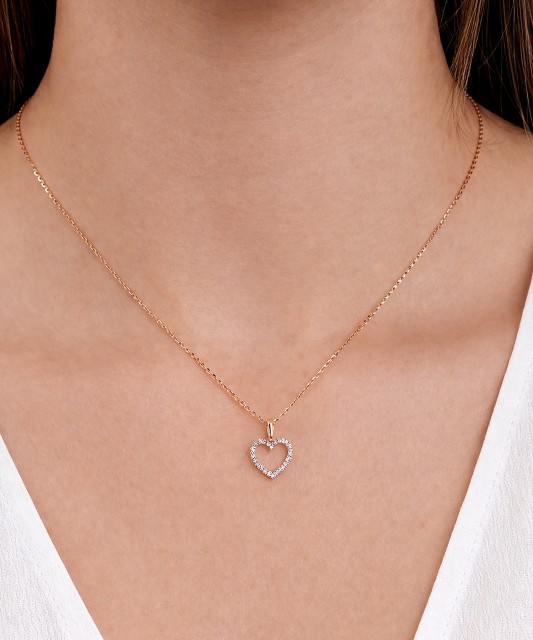 Geltono ausko pakabukas su deimantais "Širdelė"