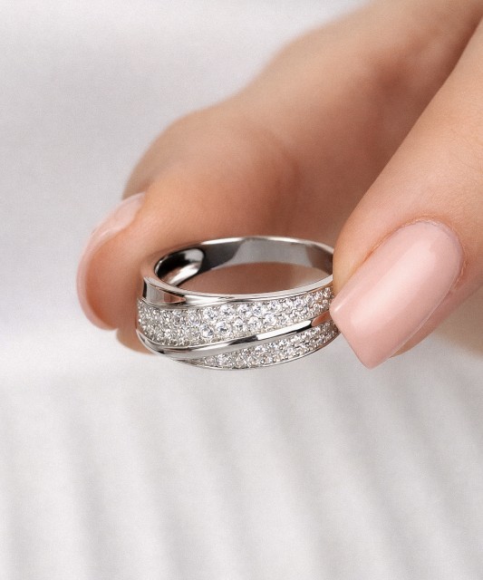 Sidabrinis žiedas su cirkoniais