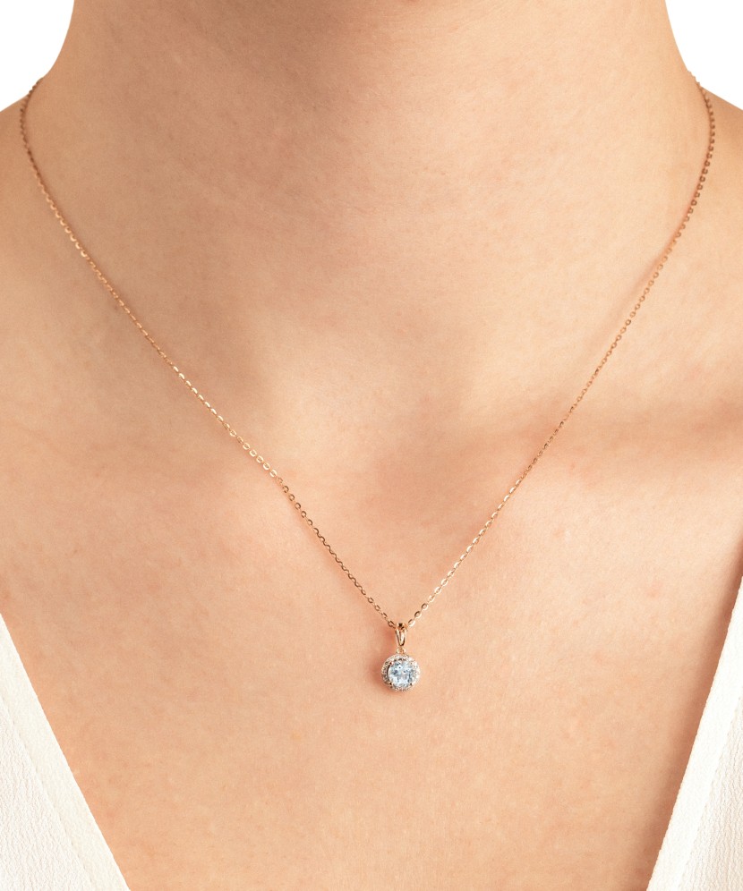 Auksinis pakabukas su topazu ir deimantais