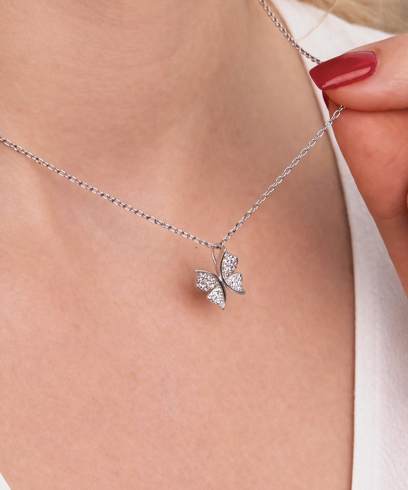 Sidabrinė grandinėlė su cirkonio pakabuku "Drugelis"