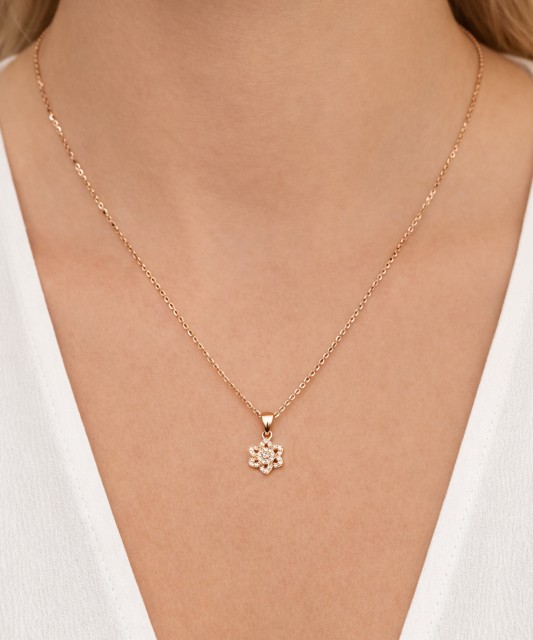 Auksinis pakabukas su cirkoniais