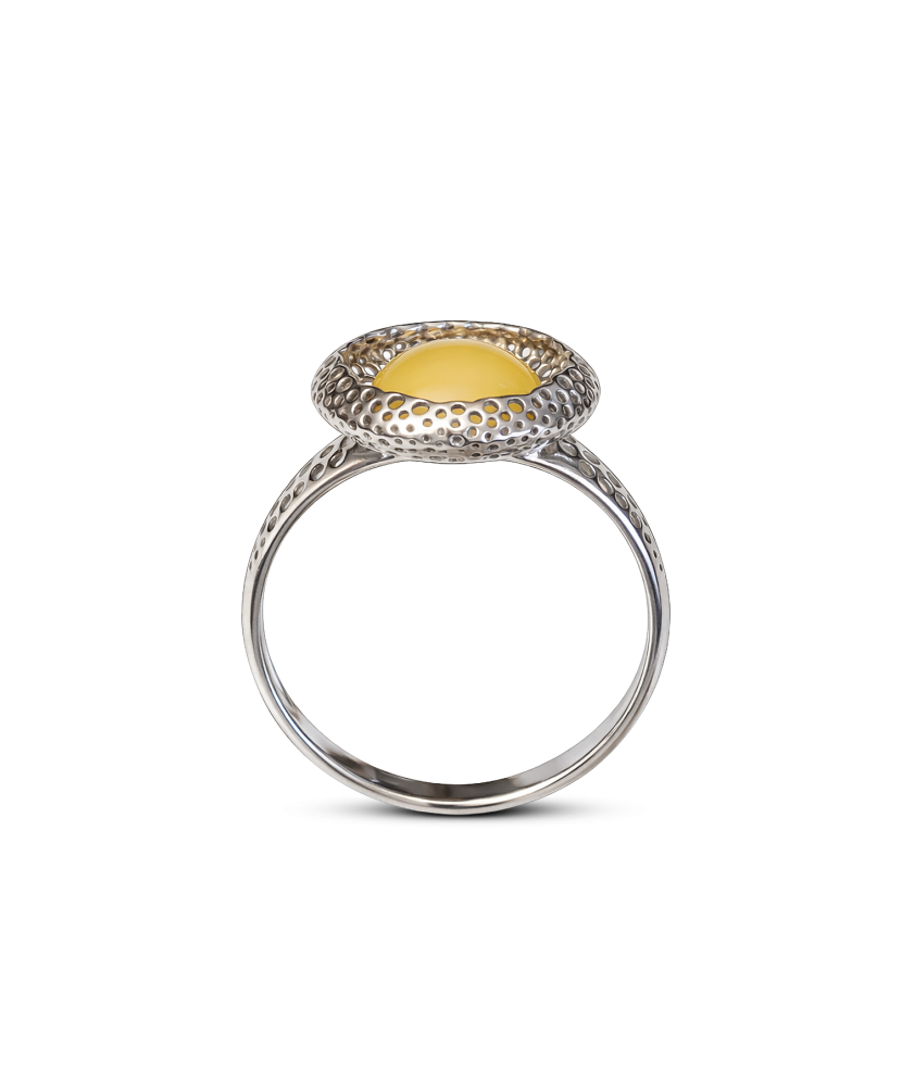 Sidabrinis žiedas su gintaru