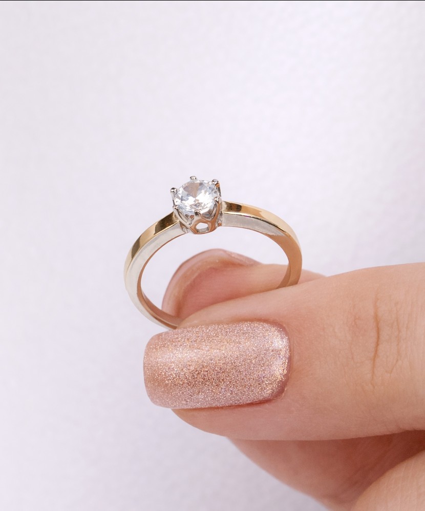 Sidabrinis žiedas dengtas auksu su cirkoniais