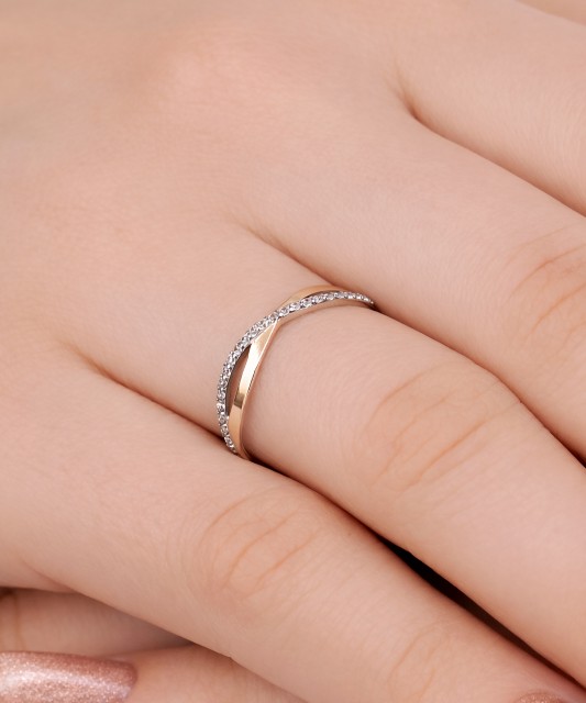 Sidabrinis žiedas dengtas auksu su cirkoniais