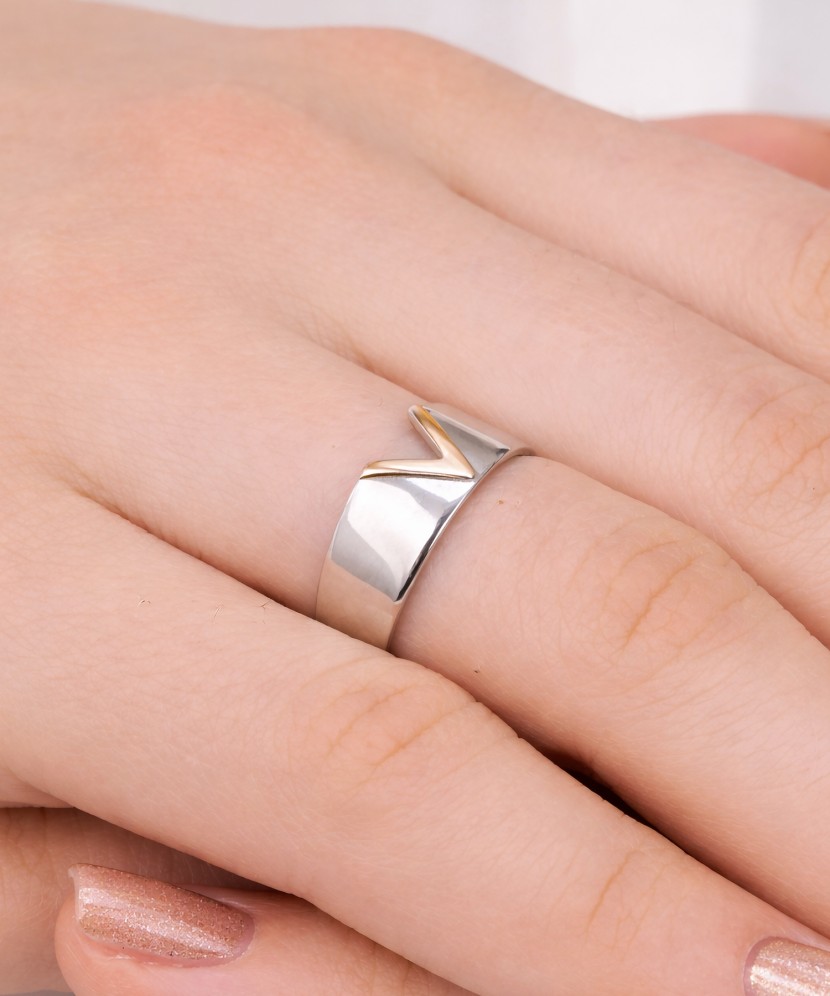 Sidabrinis žiedas dengtas auksu