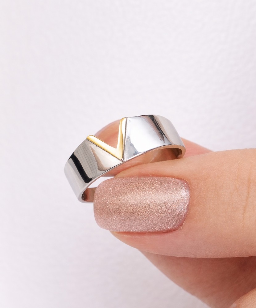 Sidabrinis žiedas dengtas auksu