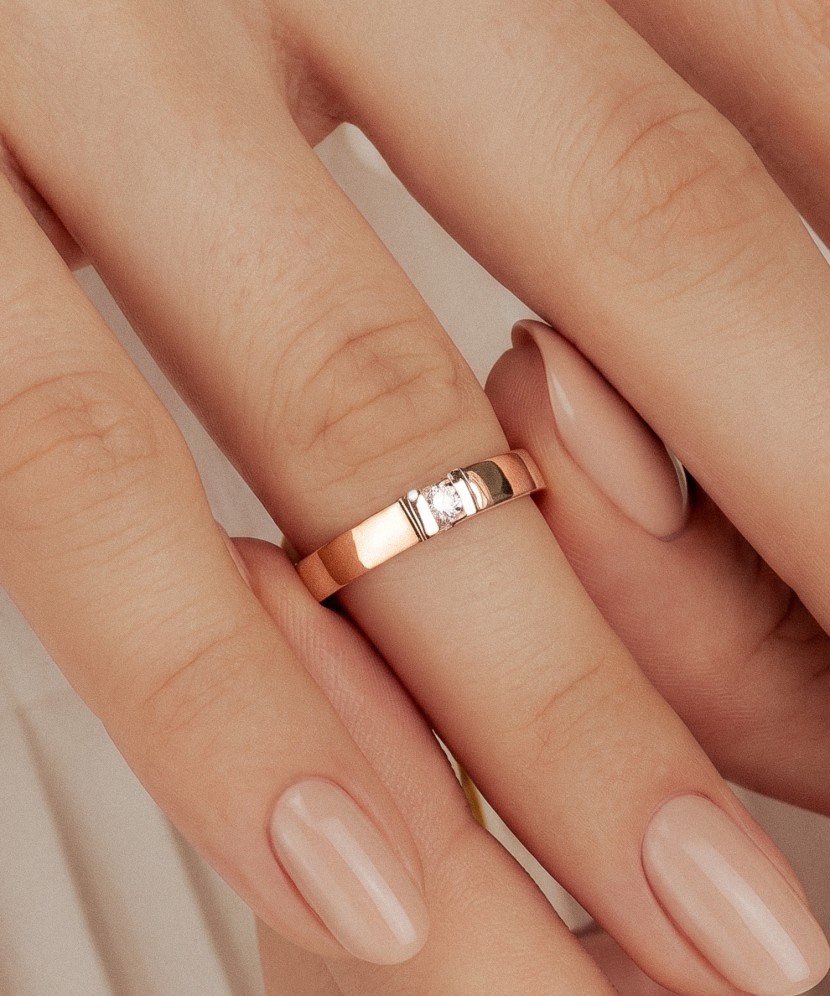 Auksinis žiedas su briliantu 0,146ct  - Goldinga