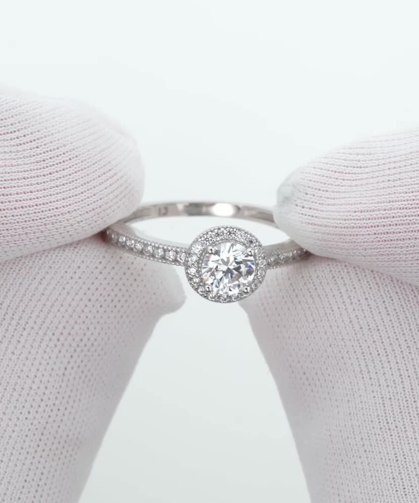 Balto aukso žiedas su cirkoniais