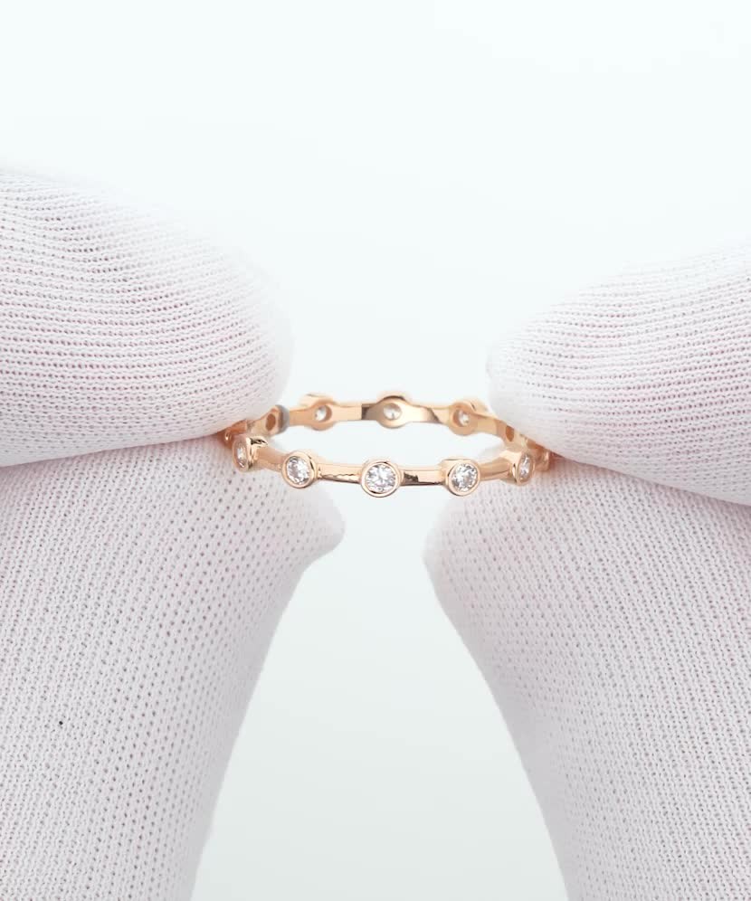 Auksinis žiedas su cirkoniais