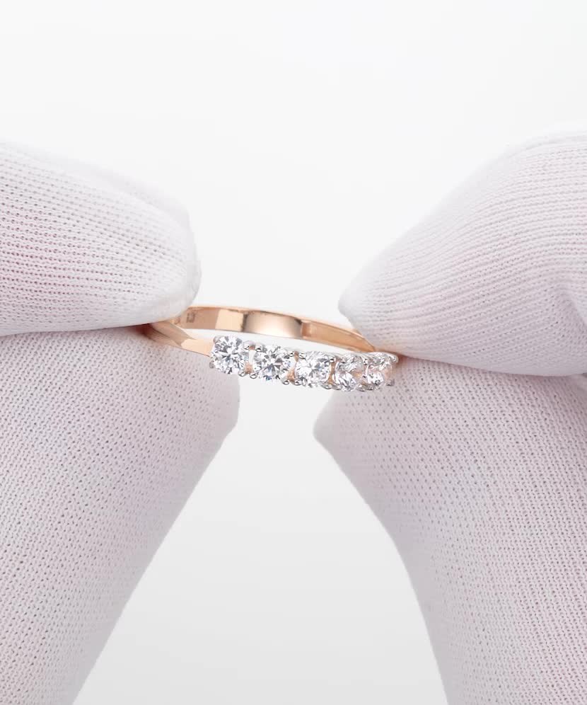 Auksinis žiedas su cirkoniais