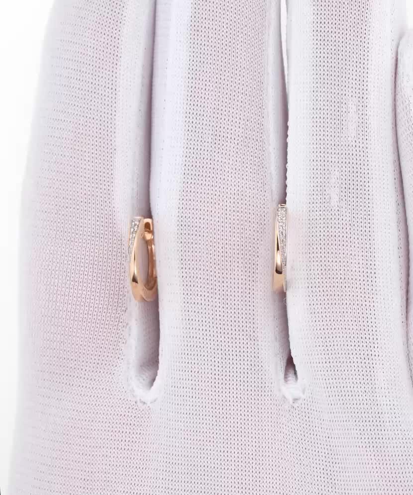 Auksiniai auskarai su deimantais