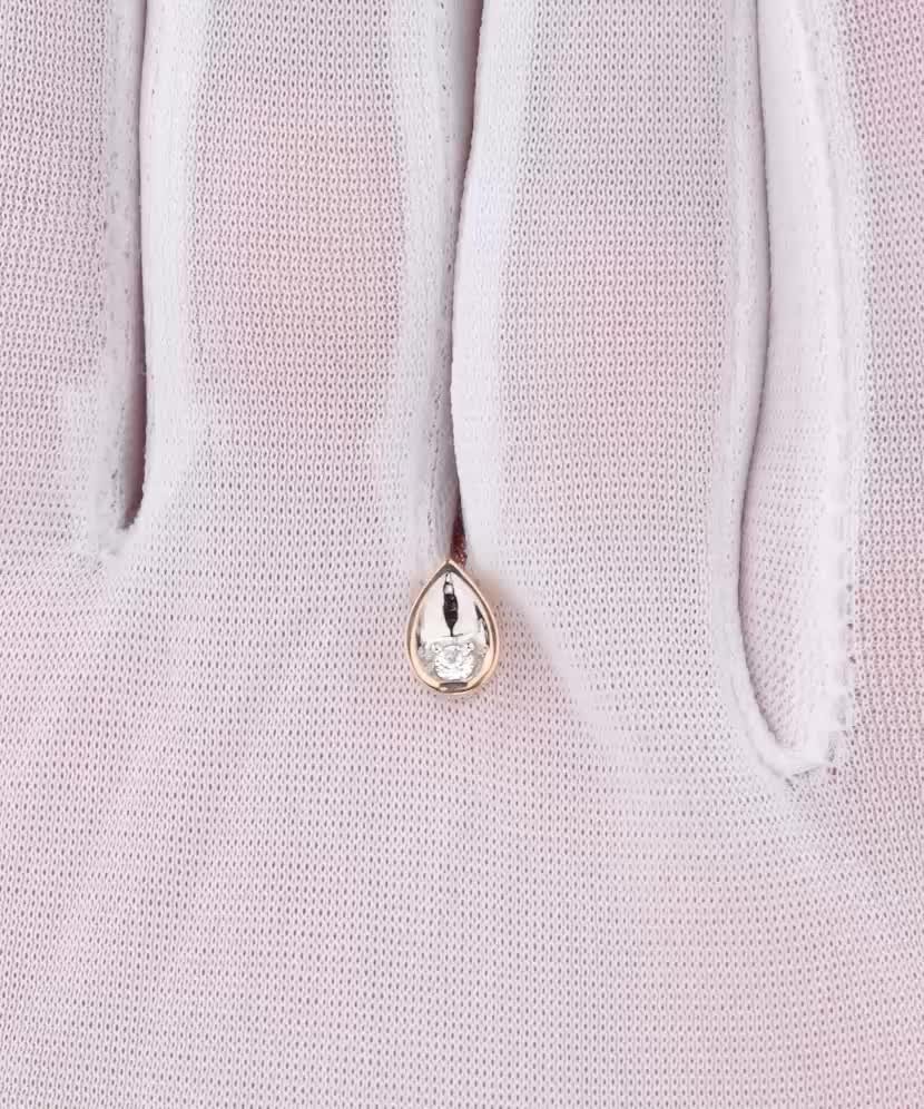 Auksinė grandinėlė su deimantų pakabuku