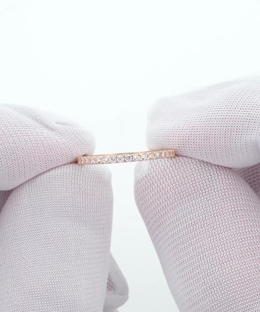 Auksinis žiedas su cirkoniais