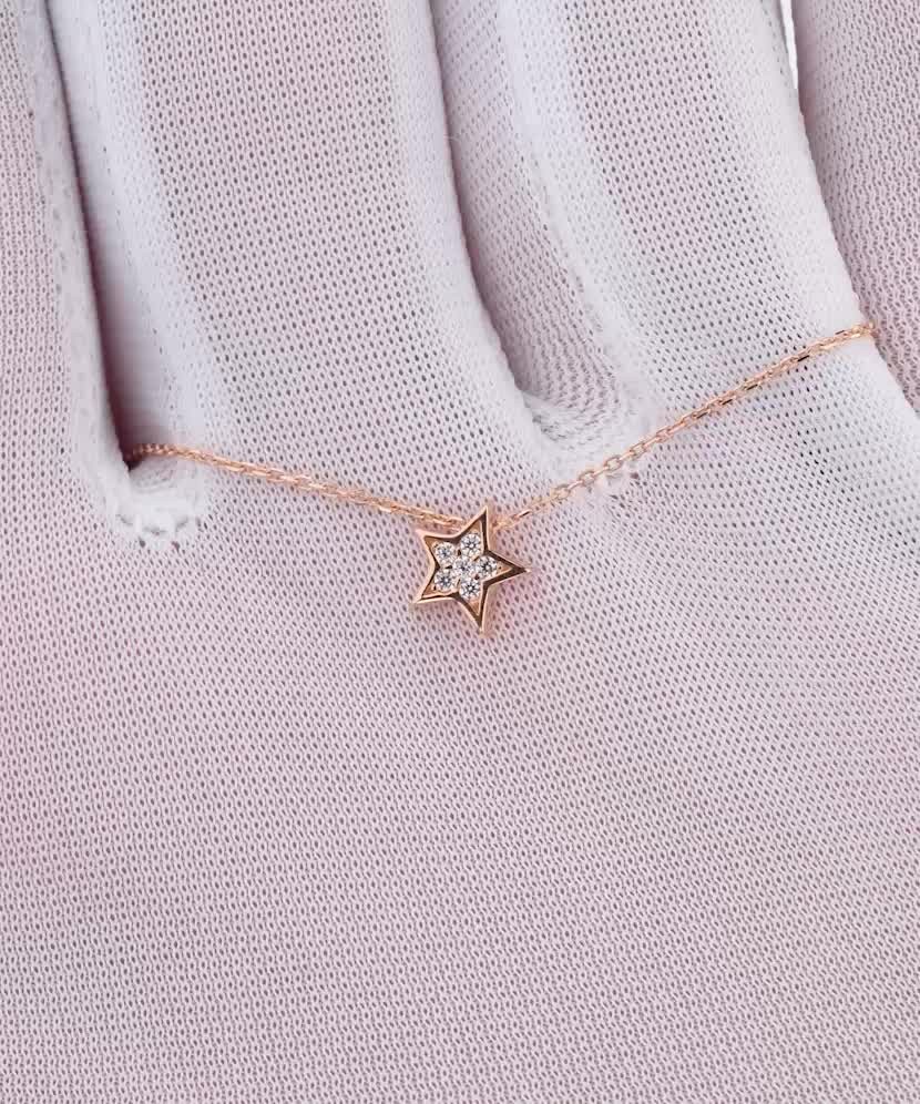 Auksinė grandinėlė su cirkonio pakabuku "Žvaigždė"