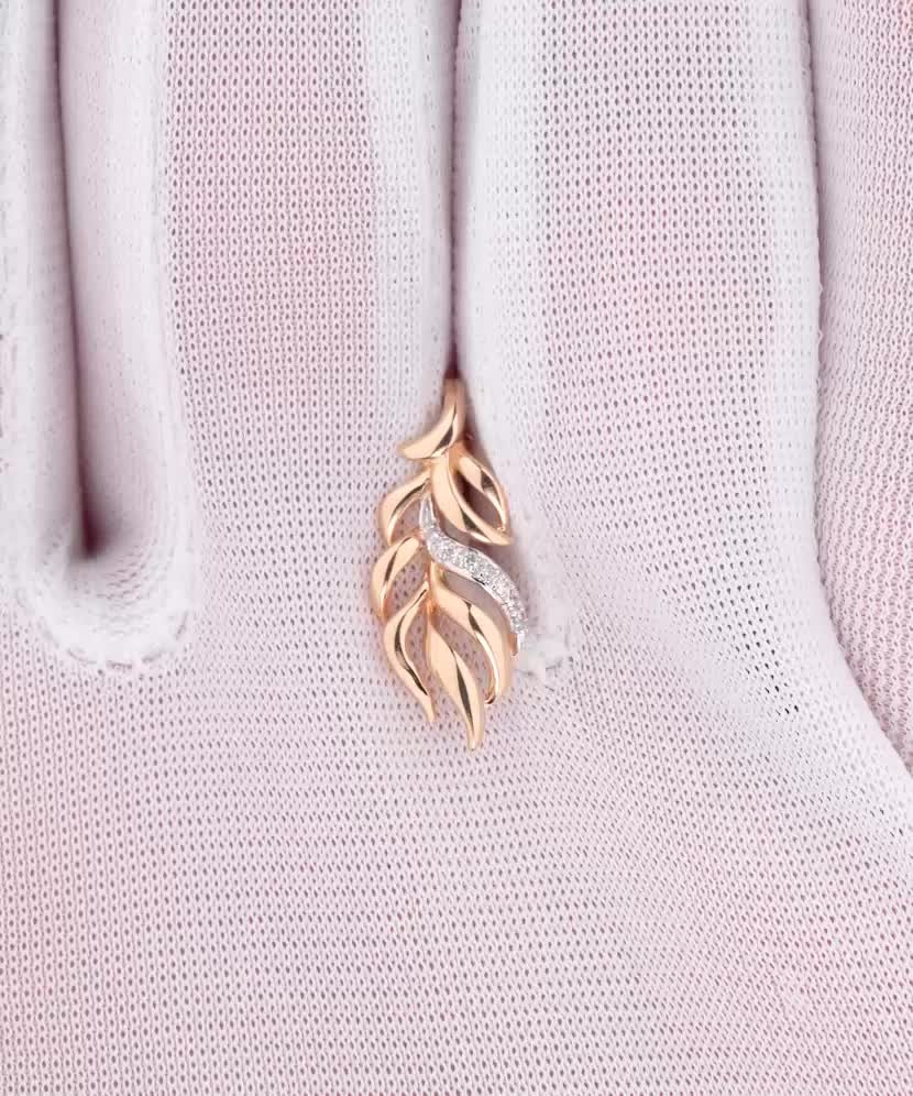 Auksinis pakabukas su deimantais