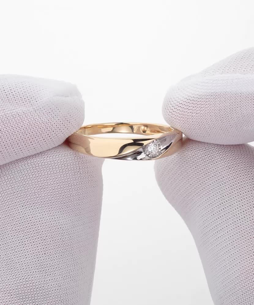 Geltono aukso žiedas su deimantu