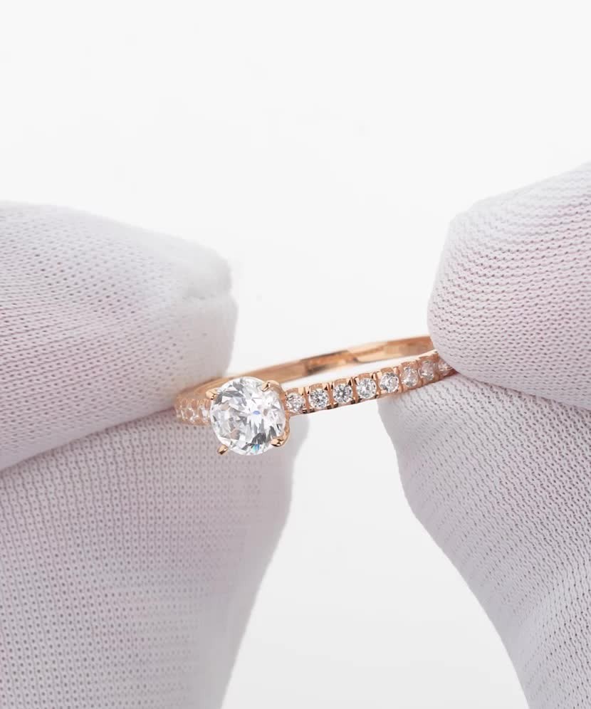 Auksinis žiedas su cirkoniais