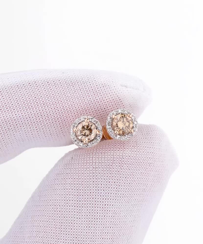 Auksiniai auskarai su konjakiniais ir baltais deimantais