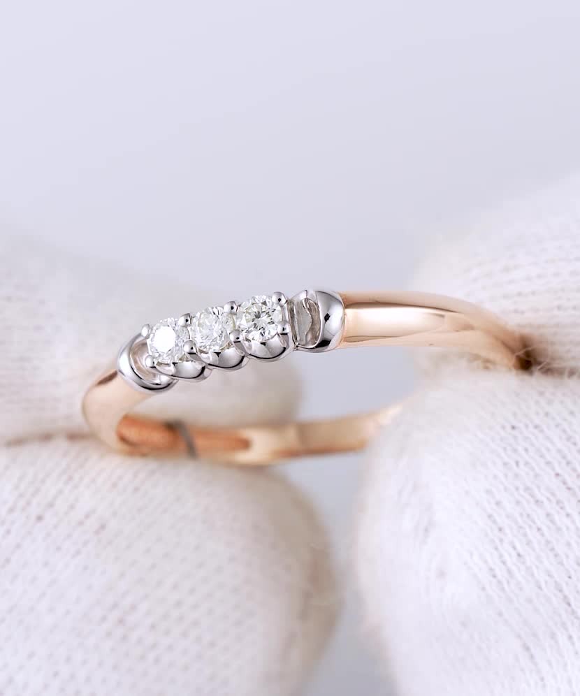 Auksinis žiedas su briliantais - Auksiniai Žiedai su brangakmeniais - Goldinga