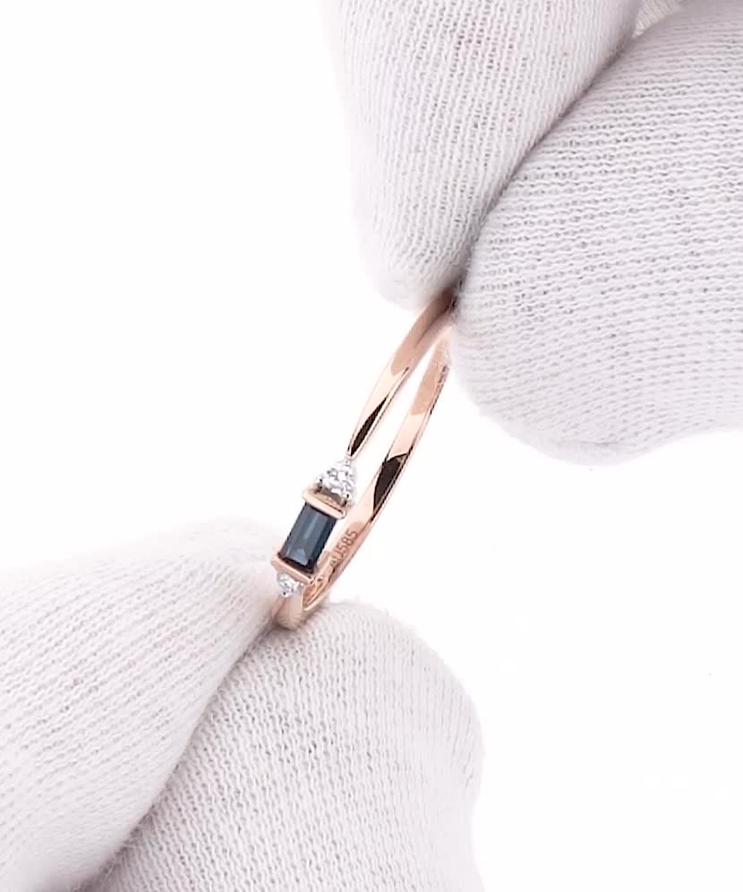 Auksinis žiedas su safyru ir briliantais - Auksiniai Žiedai su brangakmeniais - Goldinga