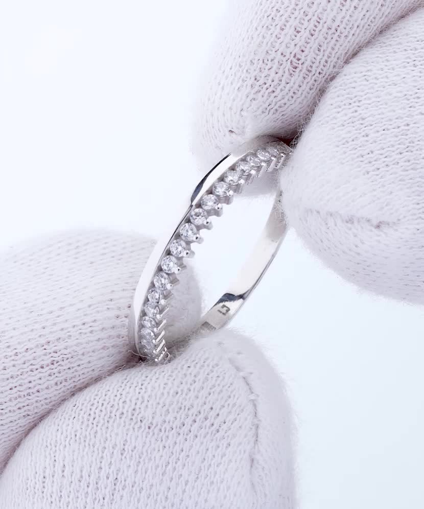 Balto aukso žiedas su cirkoniais  - Goldinga