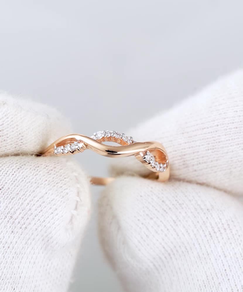 Auksinis žiedas su deimantais  - Goldinga